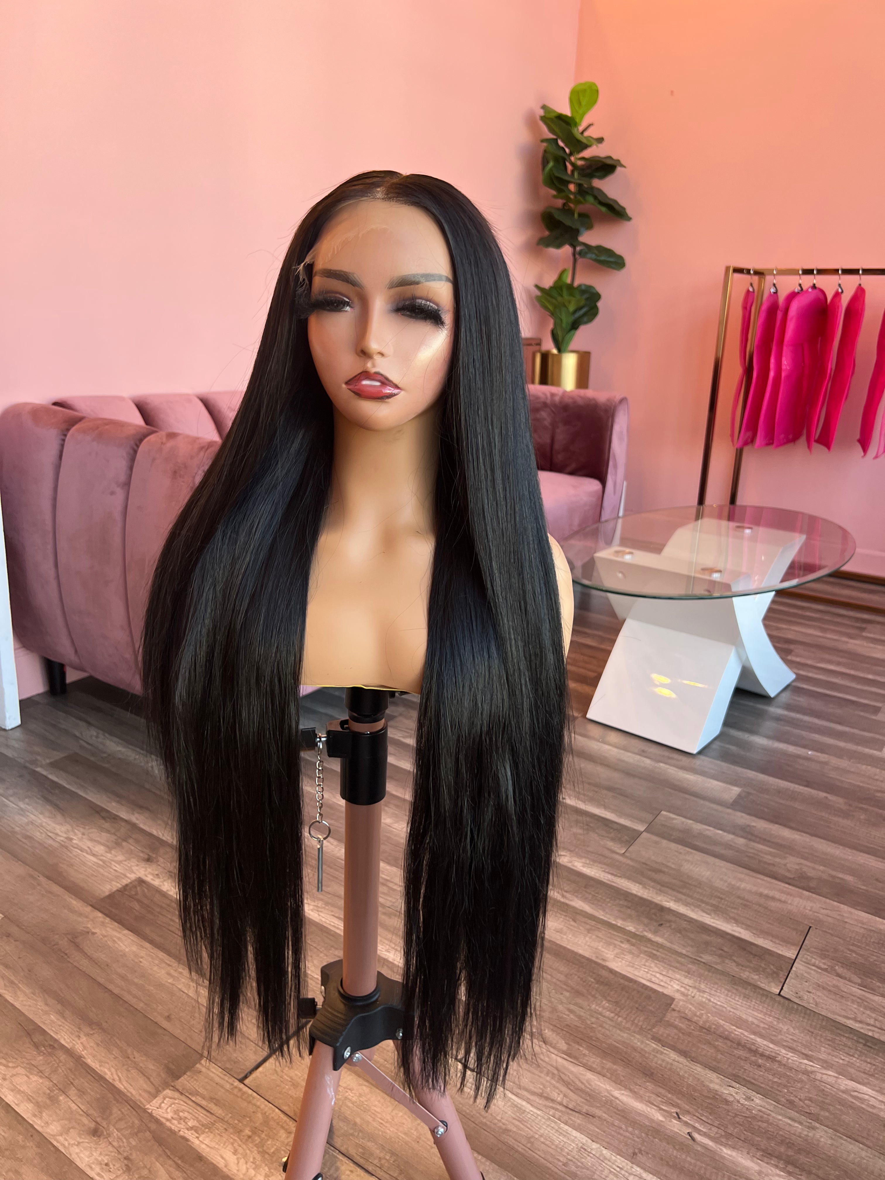 SILKY STRAIGHT 28 inch 13x6